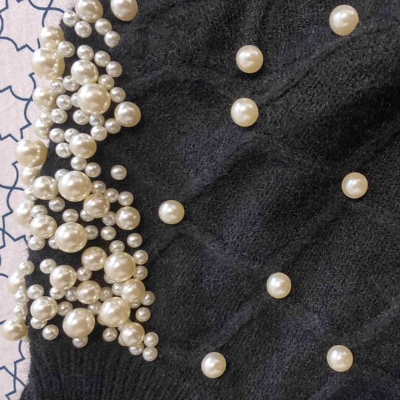 Pearl Embellished Black Knit Textured Sweater - Picture 11 of 14